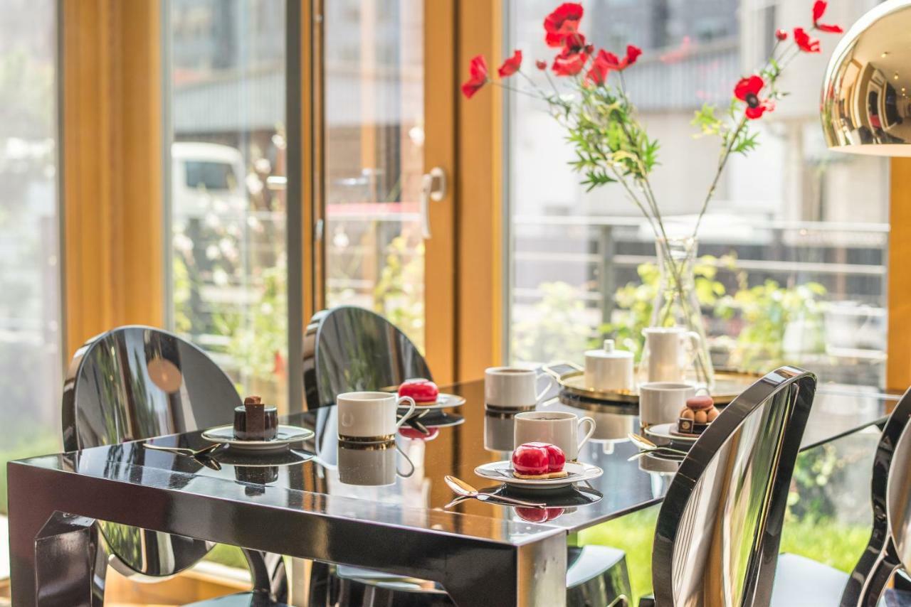 Galaxy Garden Apartment Cracow- Shopping Mall 1Min, Underground Parking, Family Friendly, City Center Krakow Ngoại thất bức ảnh
